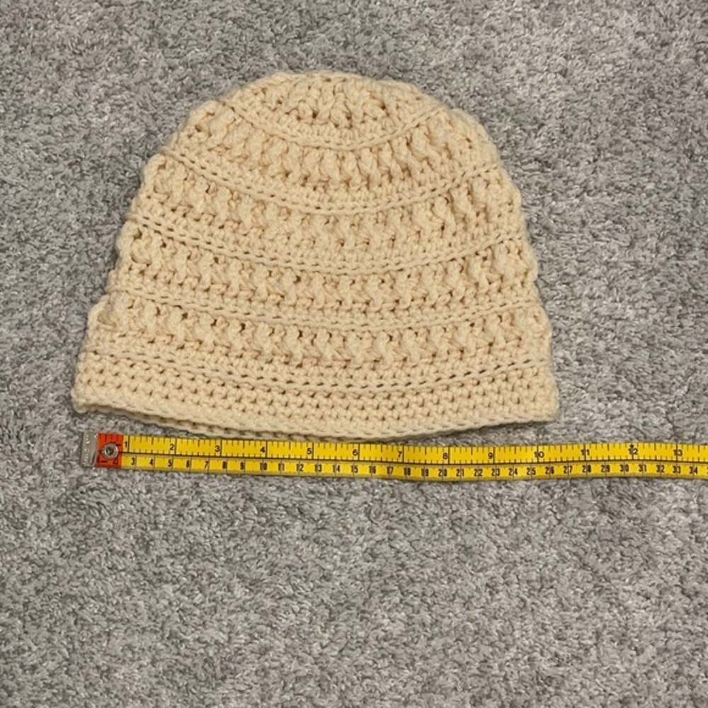 Handmade Cream Crochet Beanie NWOT Never Worn 8.5"‎ from center - Picture 4 of 5